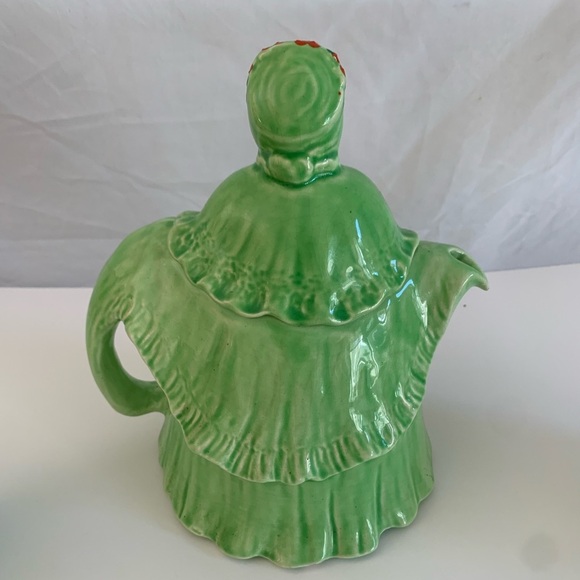 Vintage little old lady teapot, cream and sugar - Picture 2 of 8